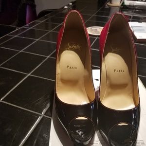 Red bottom /Christian Louboutin size